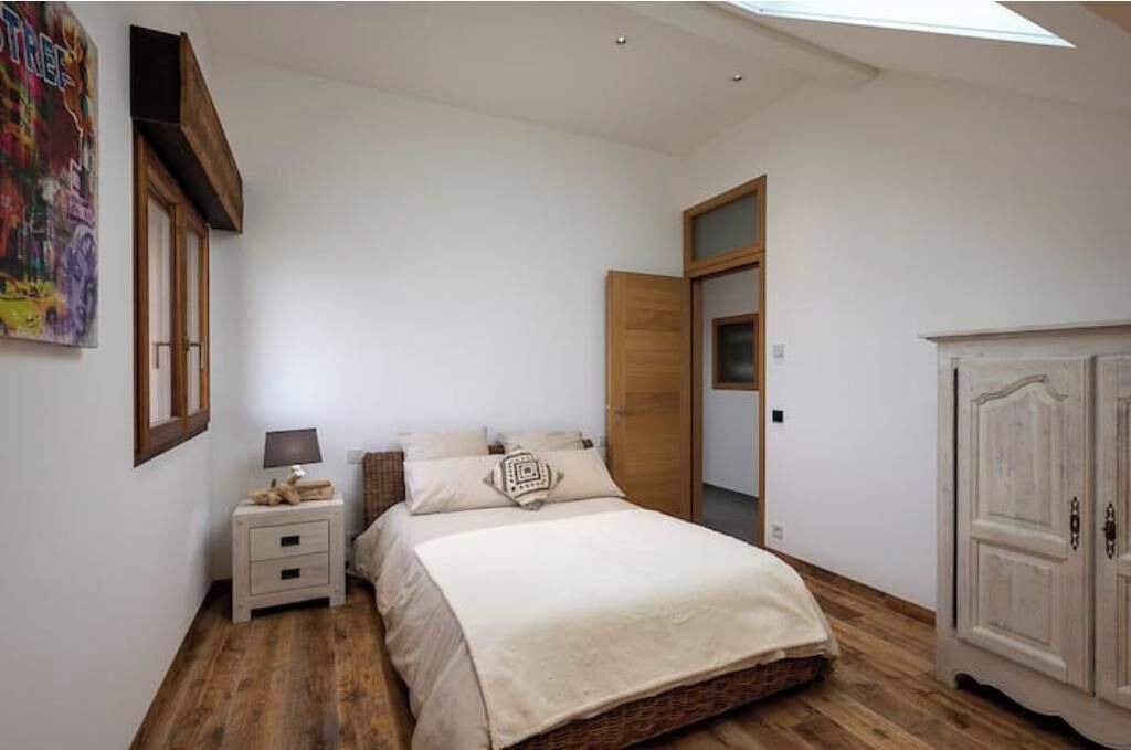 Photo of Bedroom in Arenthon