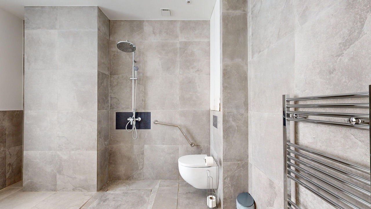 Photo of Bathroom in Quartier de la Salpetriere