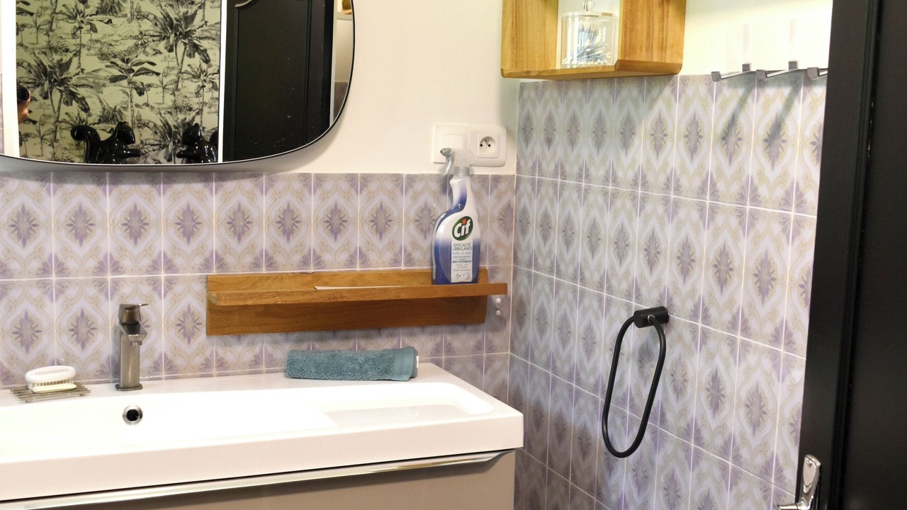 Photo of Bathroom in Chaumard