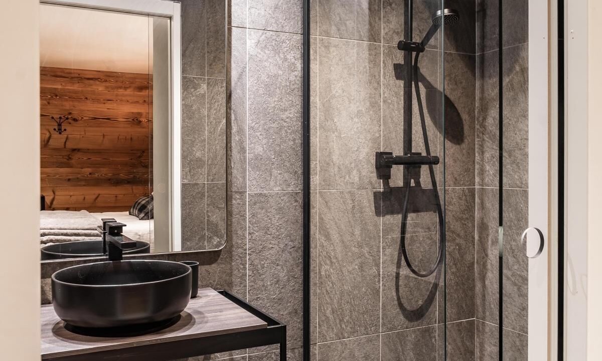 Photo of Bathroom in Montalbert
