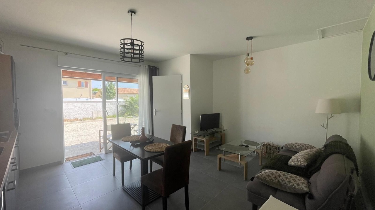 Photo of Livingroom in Cornas