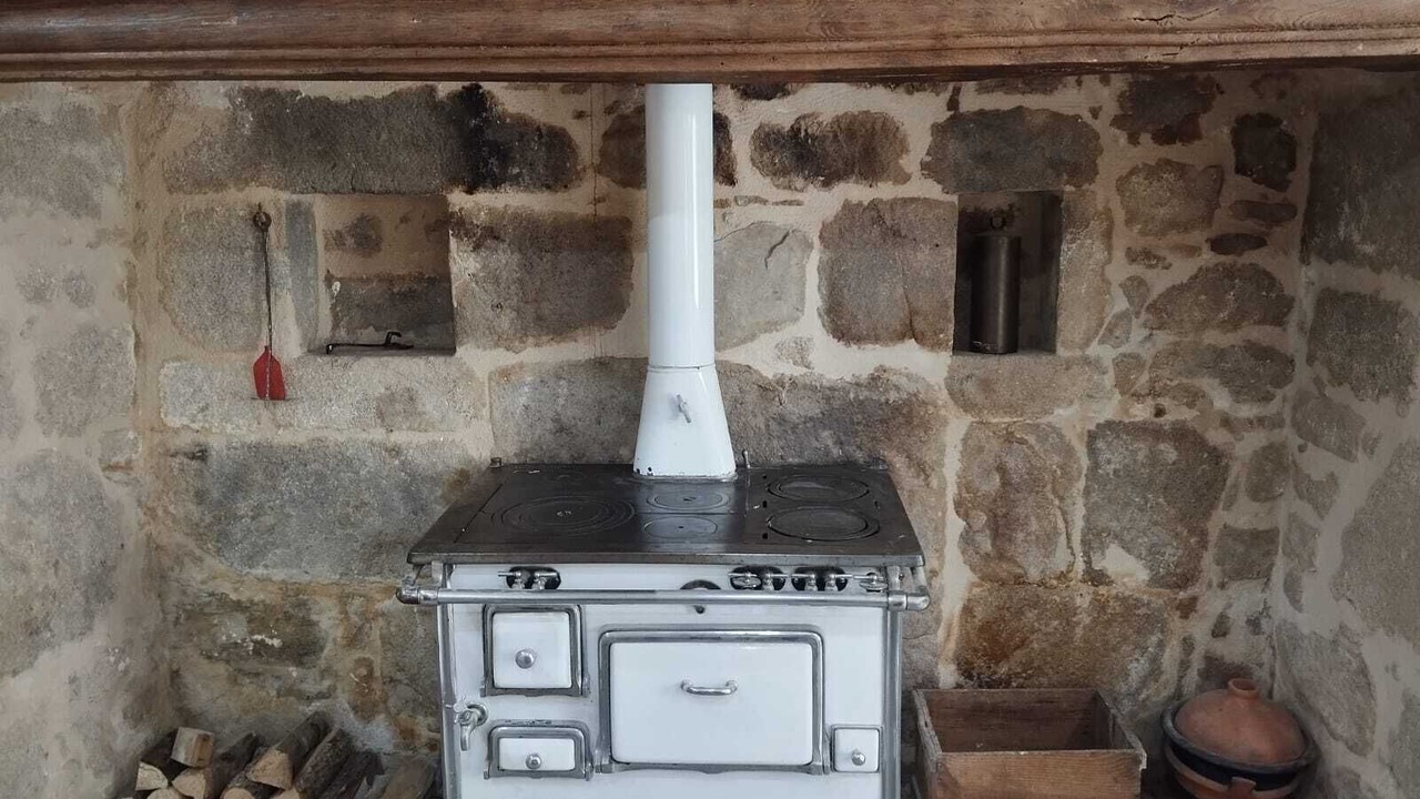 Photo of Kitchen in Saint-Genes-la-Tourette