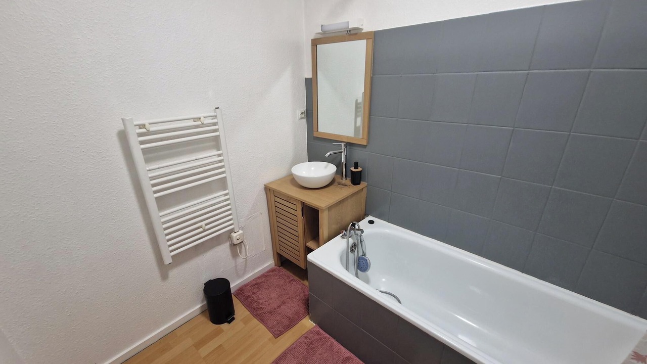 Photo of Bathroom in Besancon Old Town