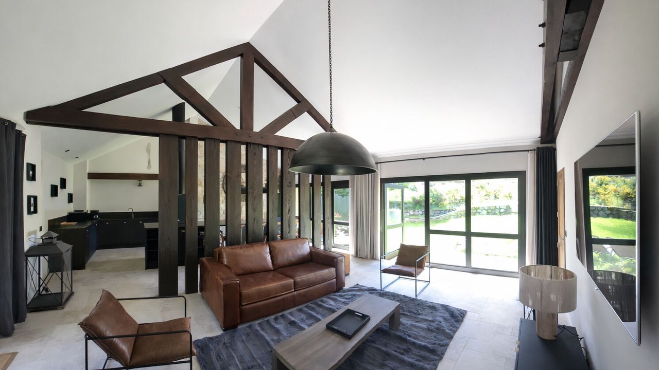 Photo of Livingroom in Sainte-Colombe-de-Peyre