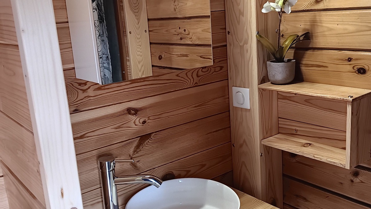 Photo of Bathroom in Digoin