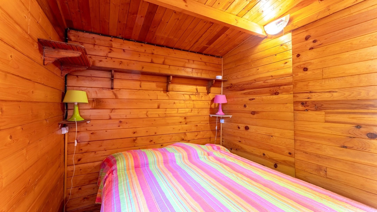 Photo of Bedroom in Saint-Pierre-de-Vassols