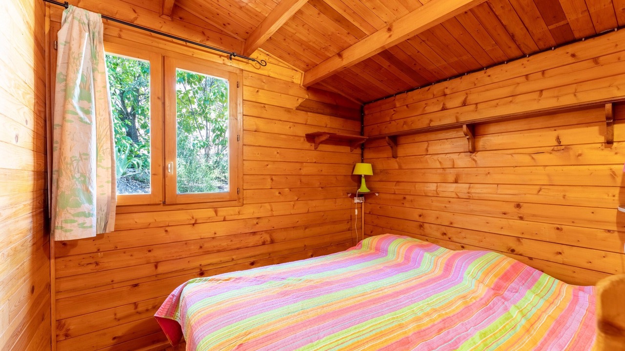 Photo of Bedroom in Saint-Pierre-de-Vassols