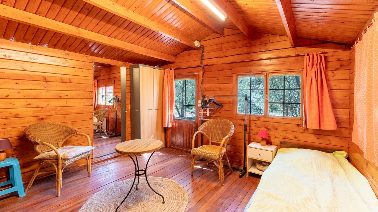 Photo of Bedroom in Saint-Pierre-de-Vassols