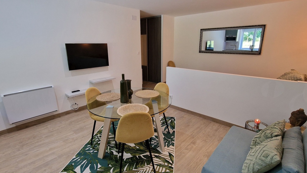 Photo of Livingroom in Cravanche
