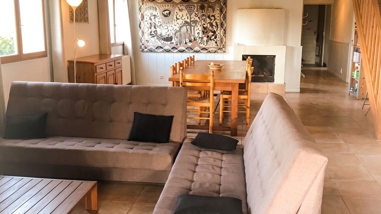 Photo of Livingroom in Rocher