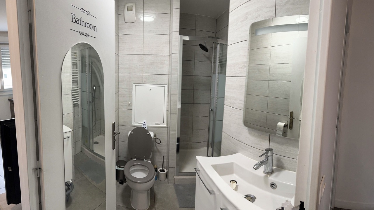 Photo of Bathroom in Courcouronnes