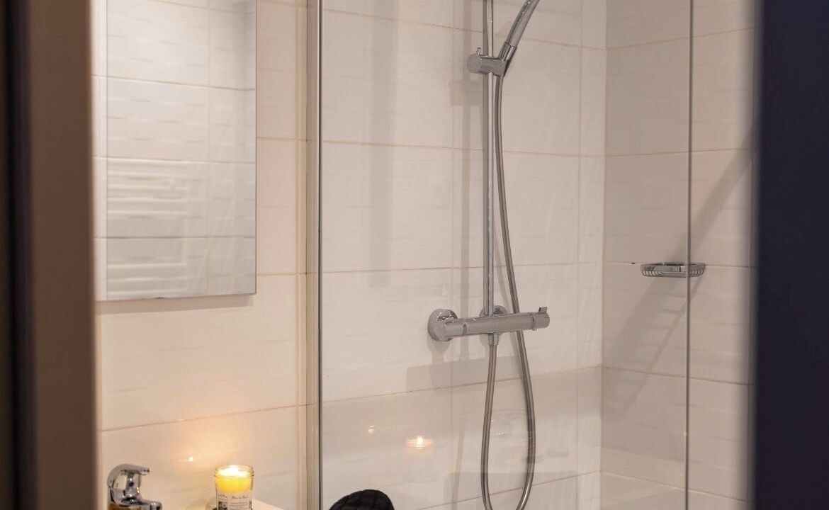 Photo of Bathroom in Republique