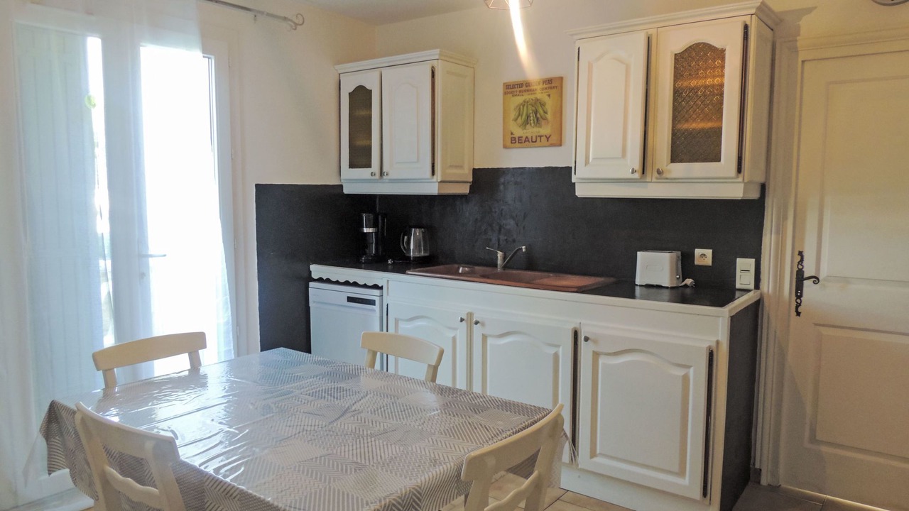 Photo of Bedroom in Mazan