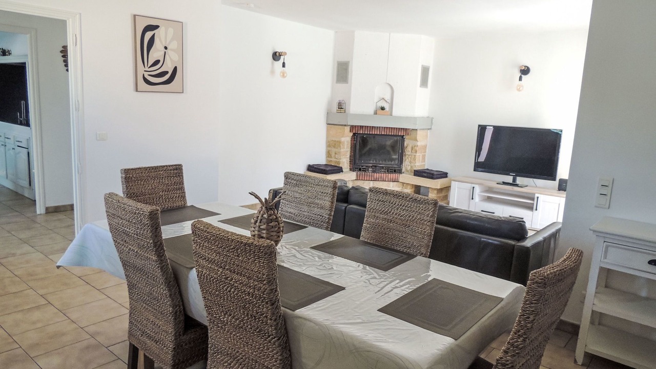 Photo of Livingroom in Mazan