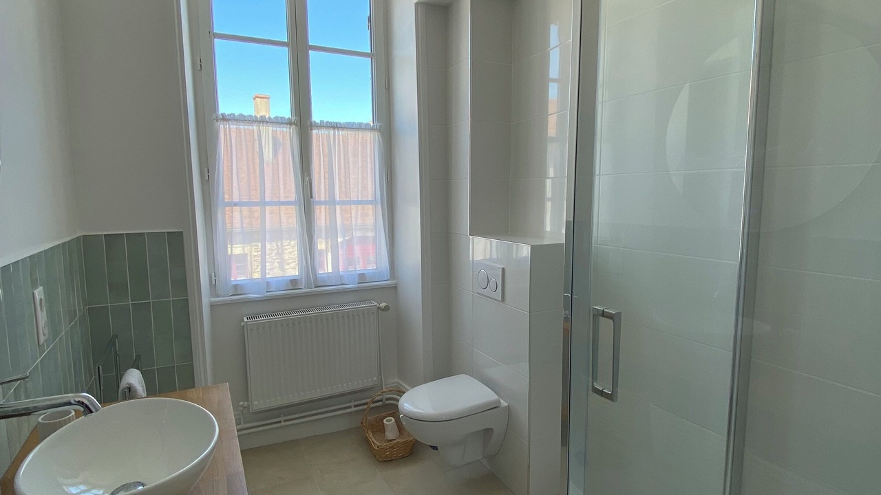 Photo of Bathroom in Rouvray (Cote-d'Or)