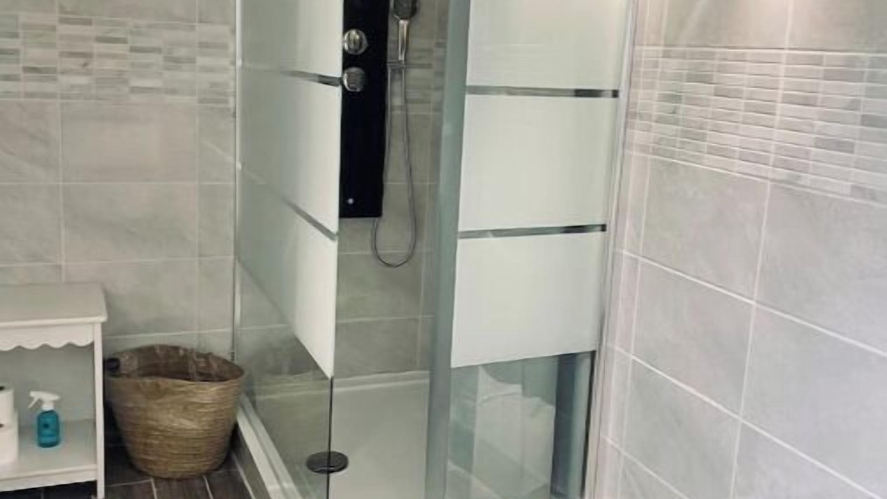 Photo of Bathroom in Saint-Desert