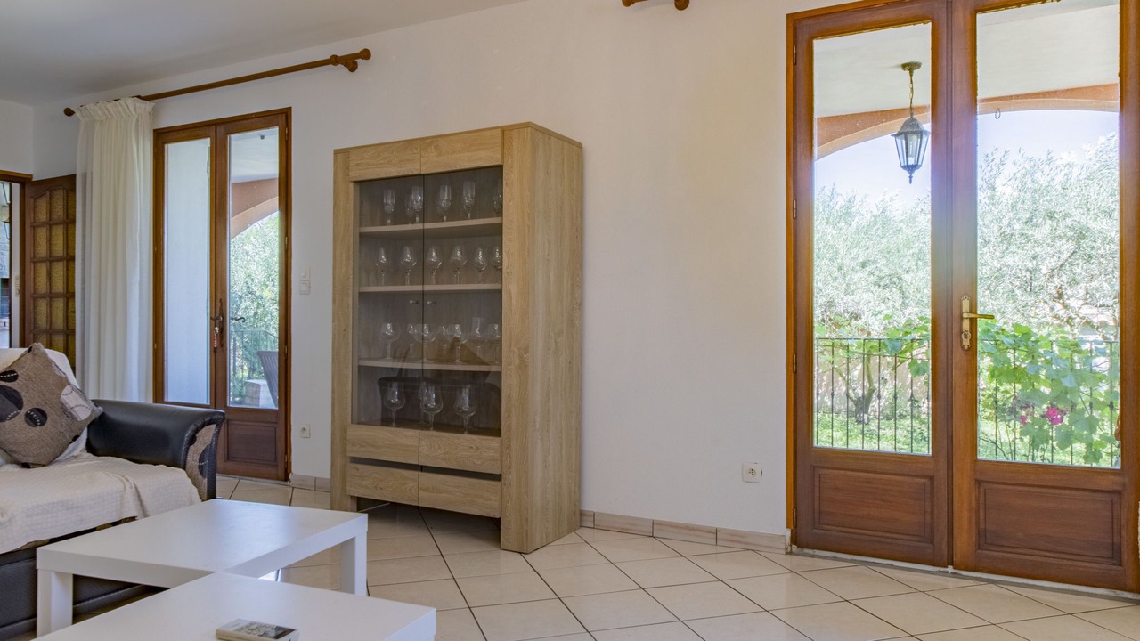 Photo of Livingroom in Caromb
