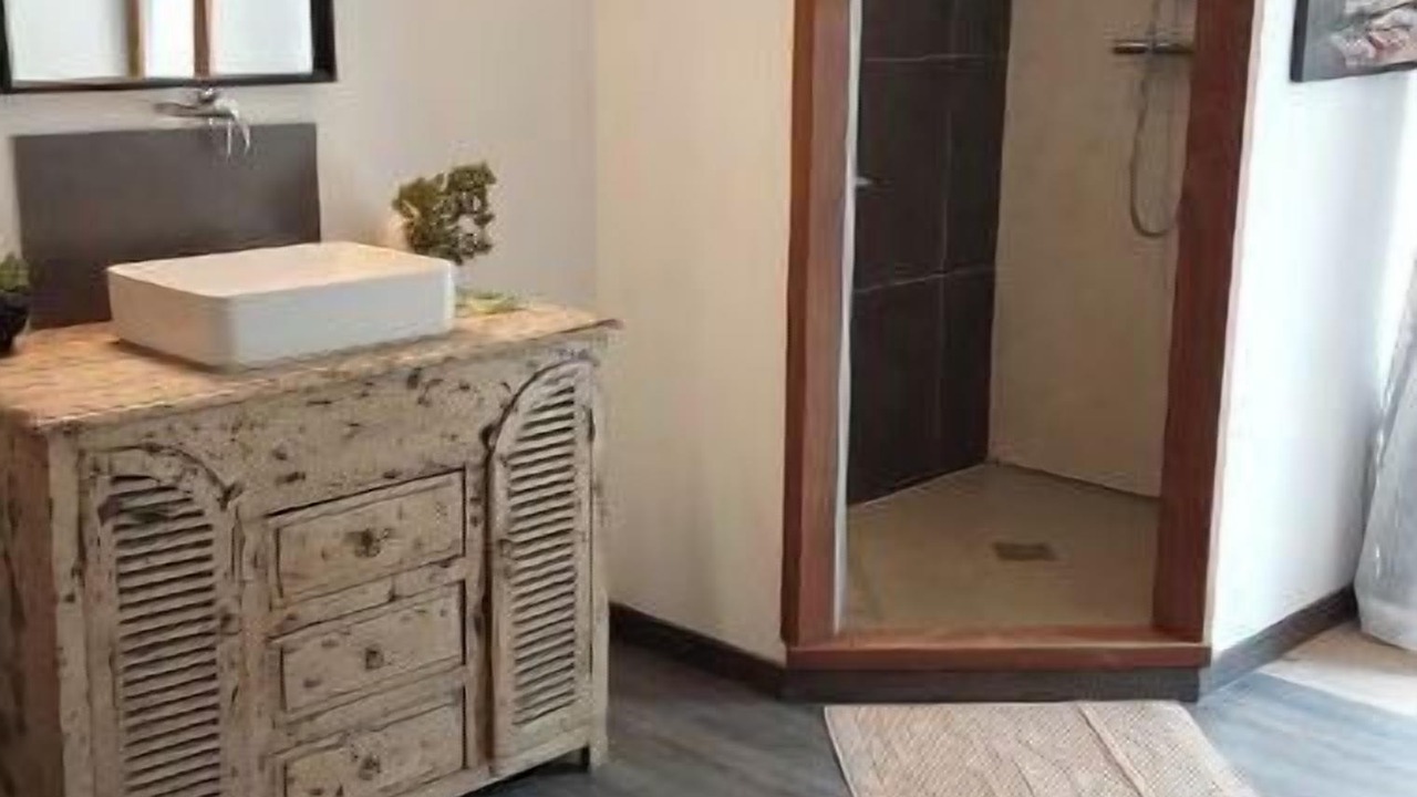 Photo of Bathroom in Vaison-la-Romaine