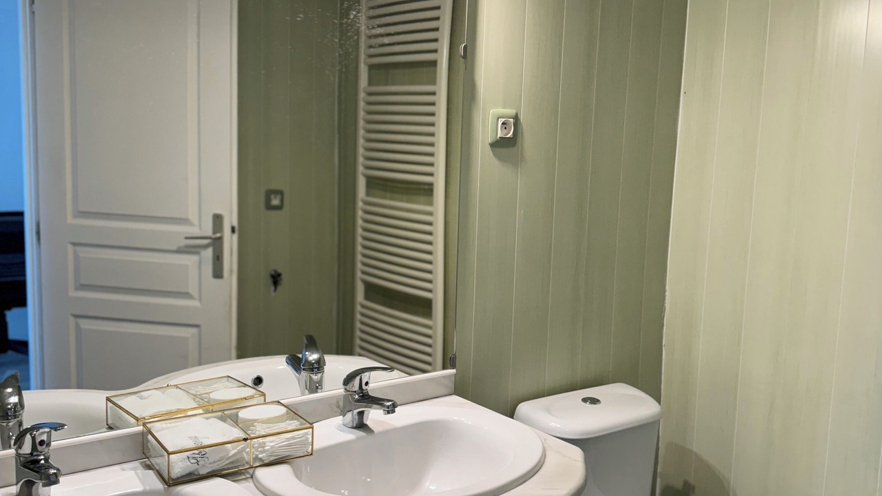Photo of Bathroom in Vereux