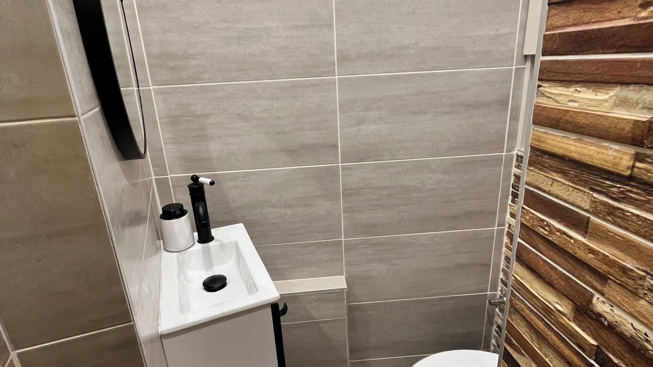 Photo of Bathroom in Alfortville