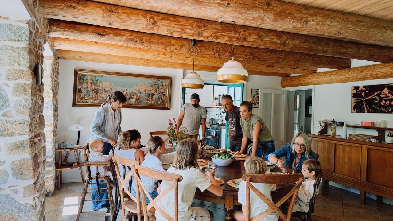 Photo of Others in Echandelys