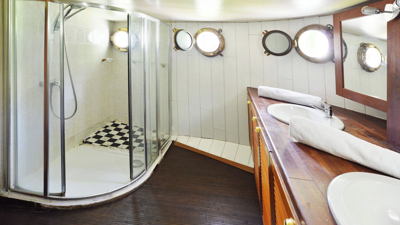 Photo of Bathroom in Vigneux-sur-Seine