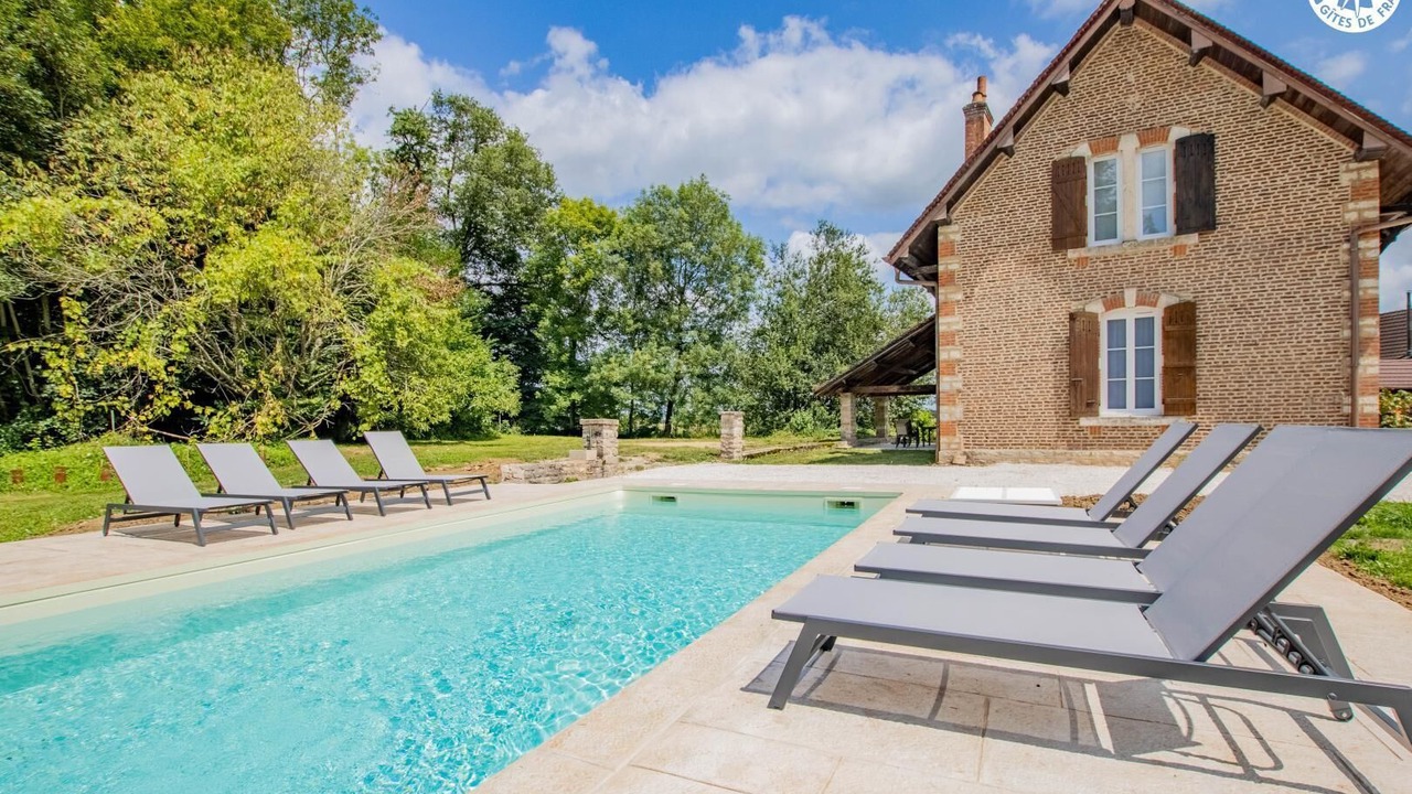 Photo of Outdoor in Saint-Martin-en-Bresse