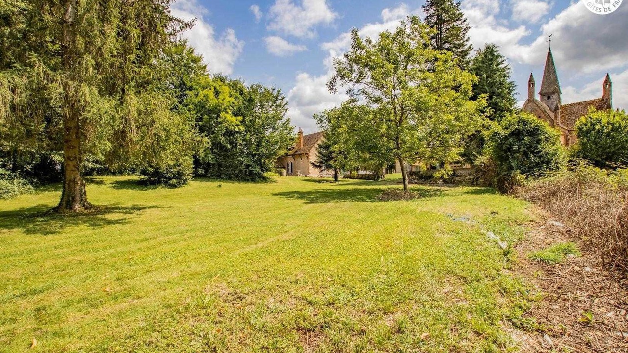 Photo of Outdoor in Saint-Martin-en-Bresse