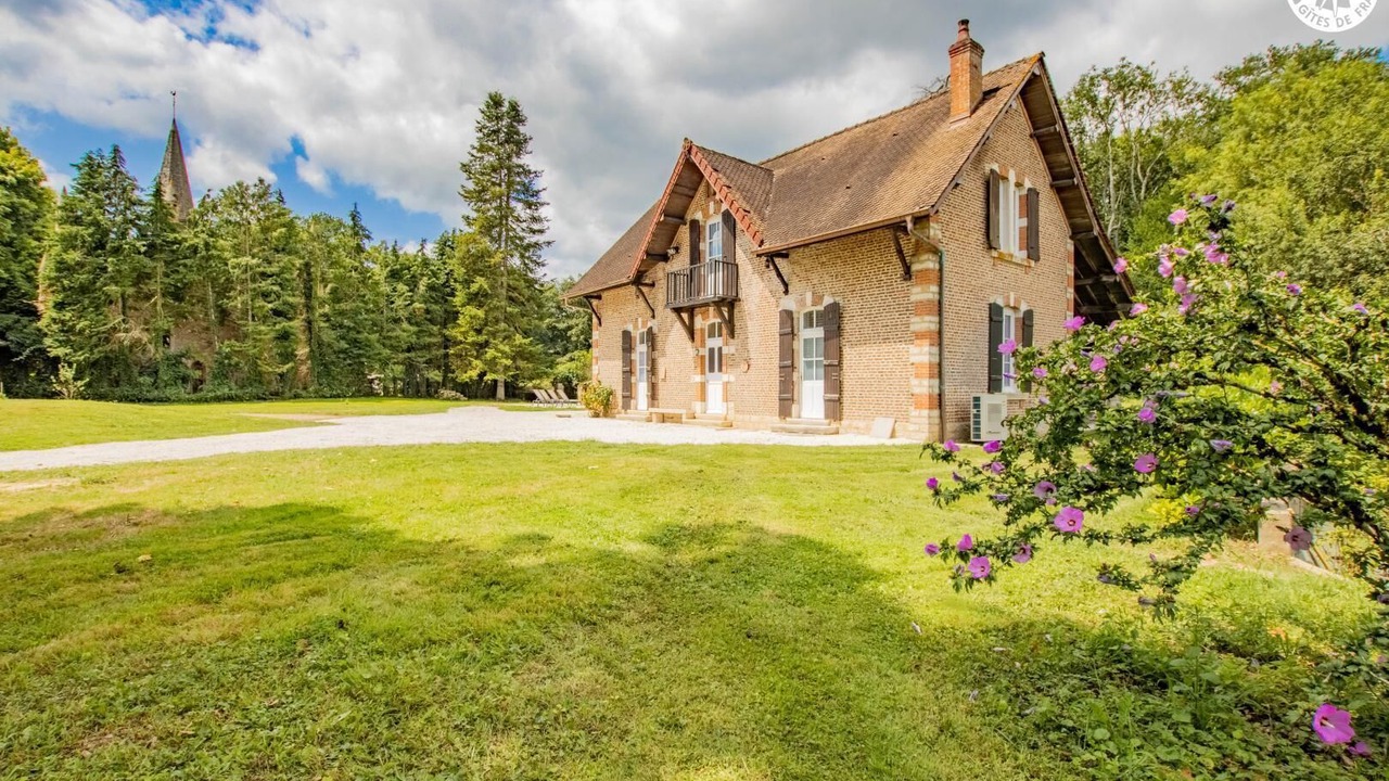 Photo of Outdoor in Saint-Martin-en-Bresse