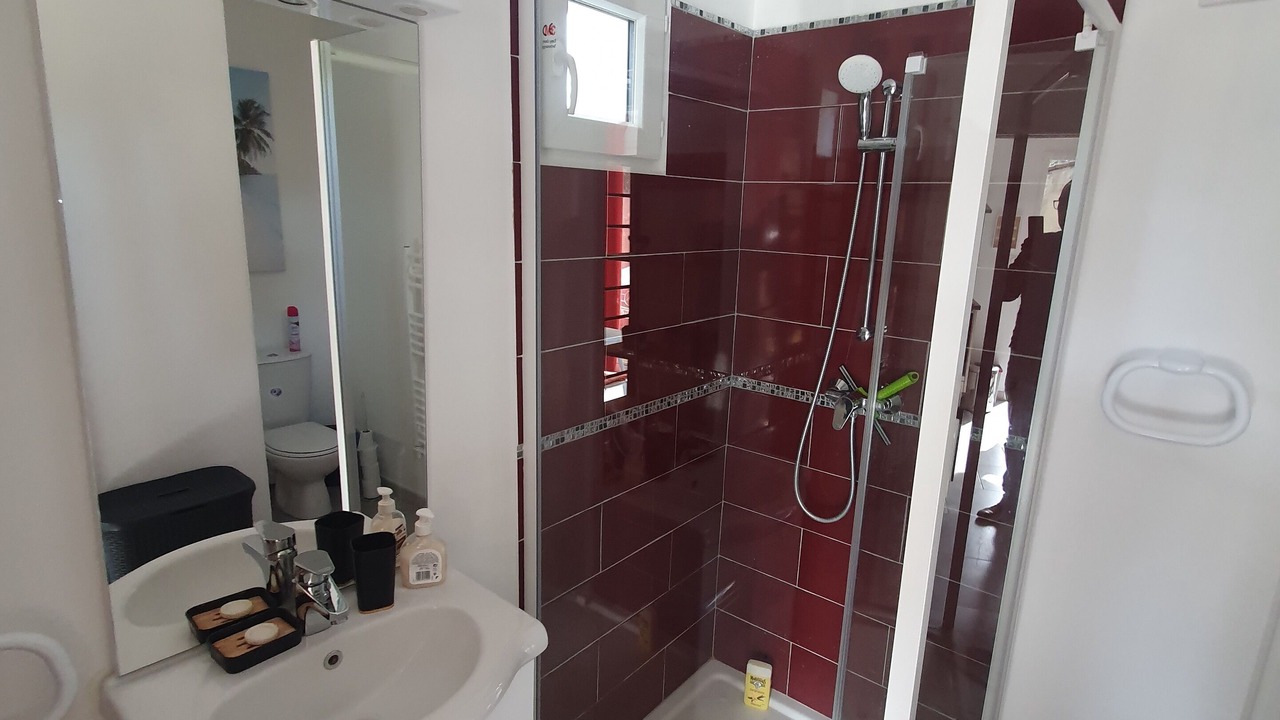 Photo of Bathroom in Mornas
