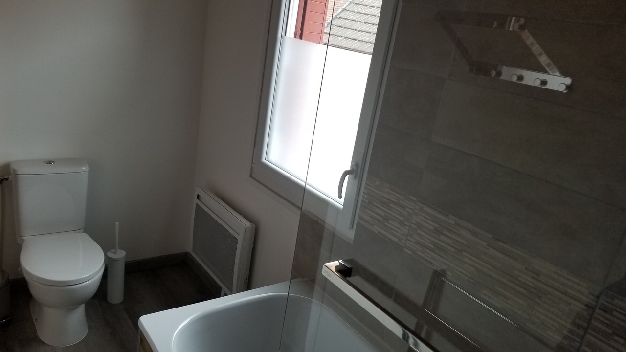 Photo of Bathroom in Loddes