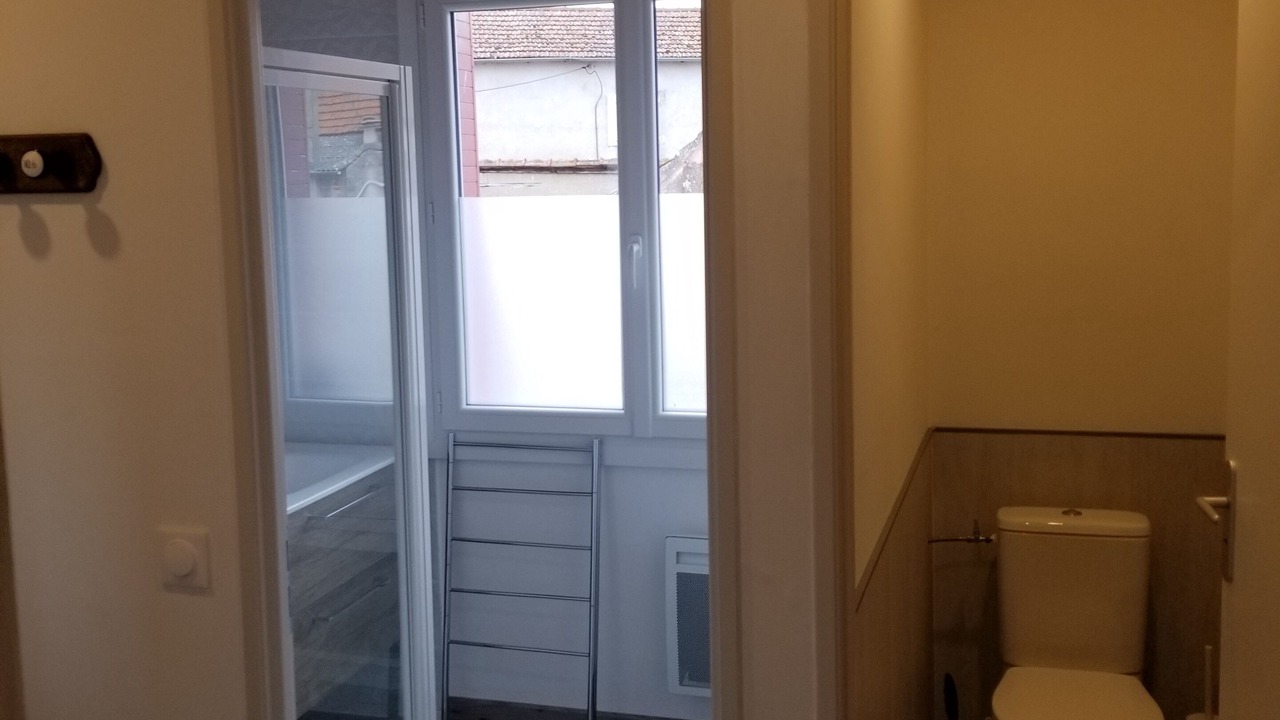 Photo of Bathroom in Loddes
