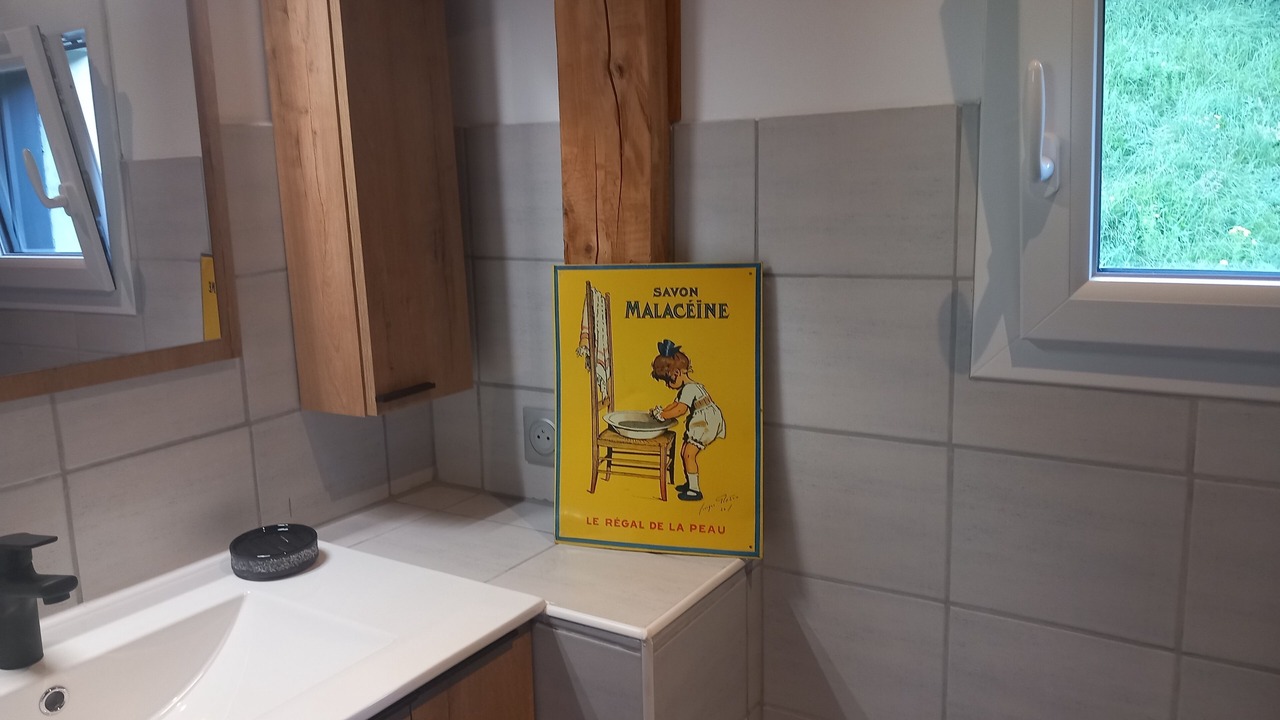 Photo of Bathroom in Leschaux