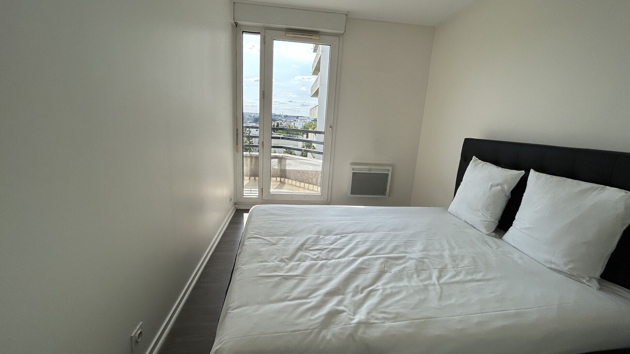 Photo of Bedroom in Le Kremlin-Bicetre