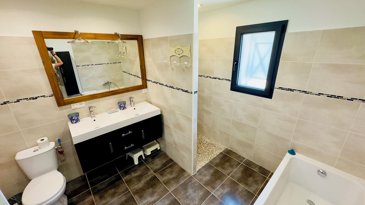 Photo of Bathroom in Mazan