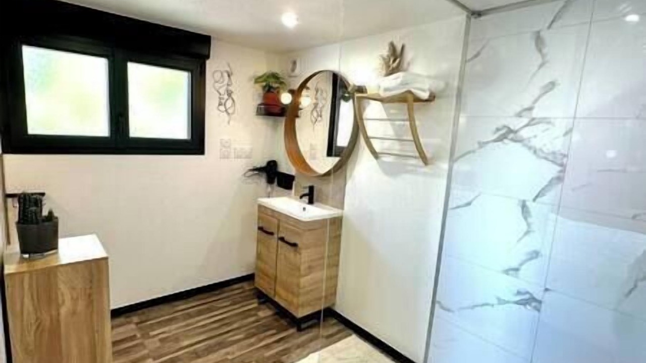 Photo of Bathroom in Valuejols
