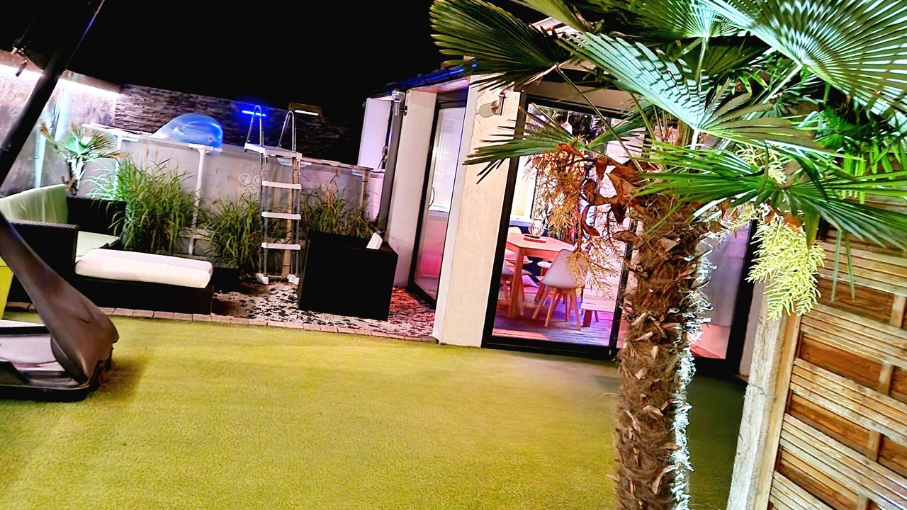 Photo of Patio Balcony in Epervans