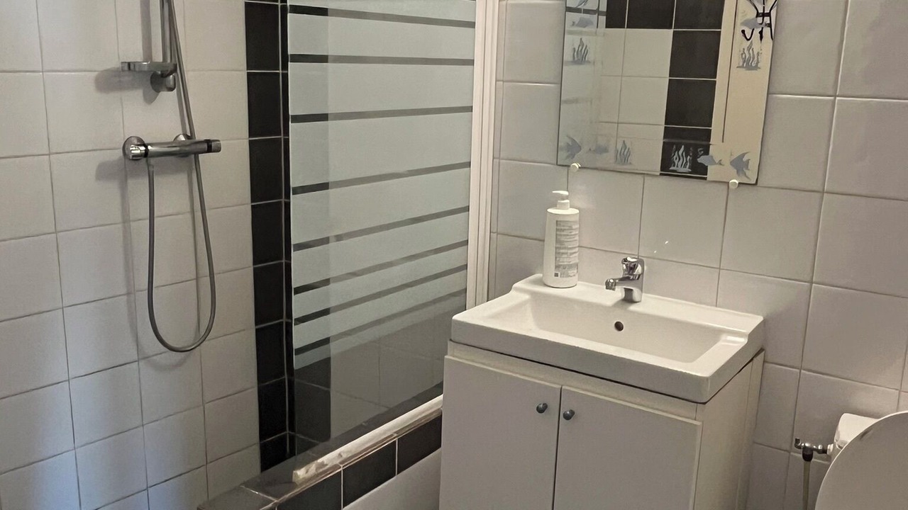 Photo of Bathroom in Charolles
