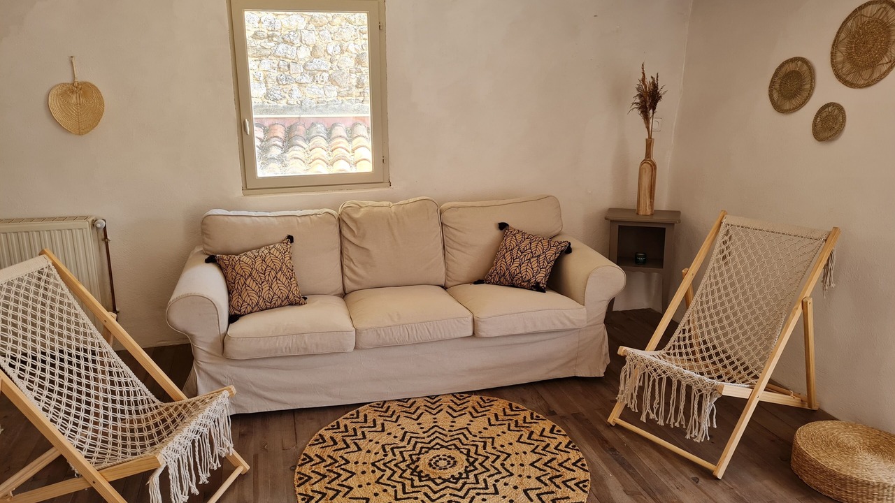 Photo of Livingroom in Reauville