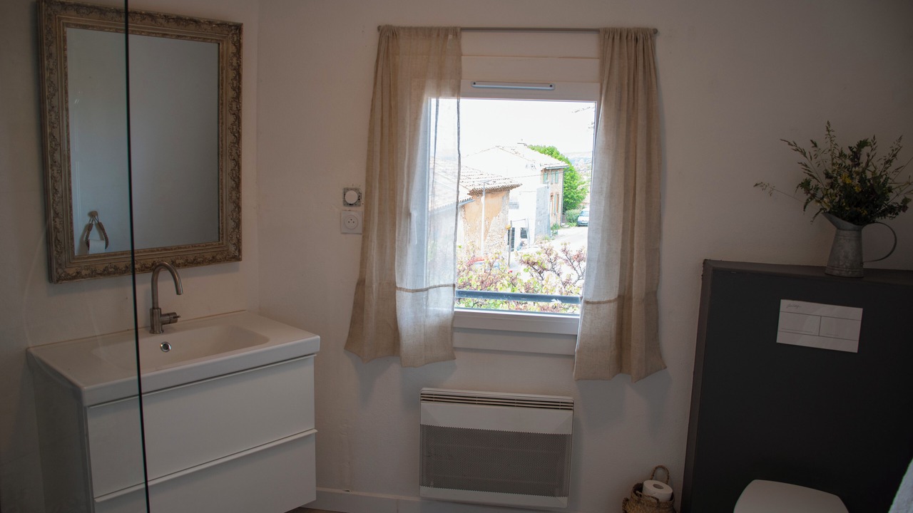 Photo of Bathroom in Sainte-Colombe