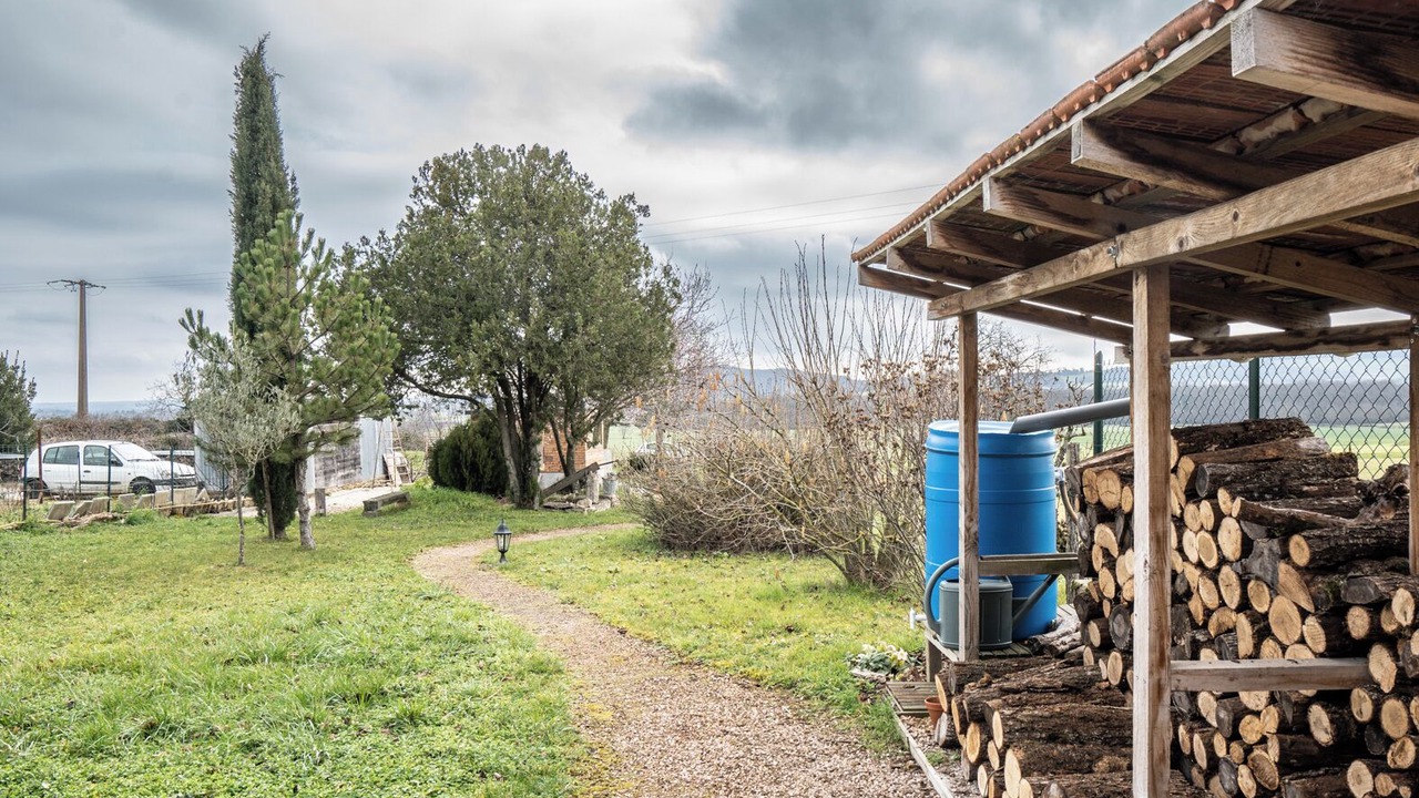 Photo of Outdoor in Jugy