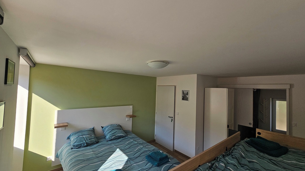 Photo of Bedroom in Aze