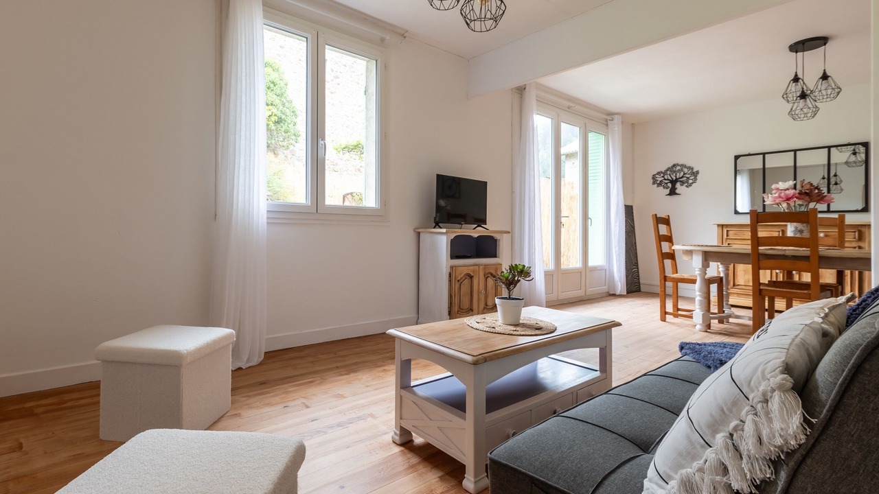 Photo of Livingroom in Le Cheylard