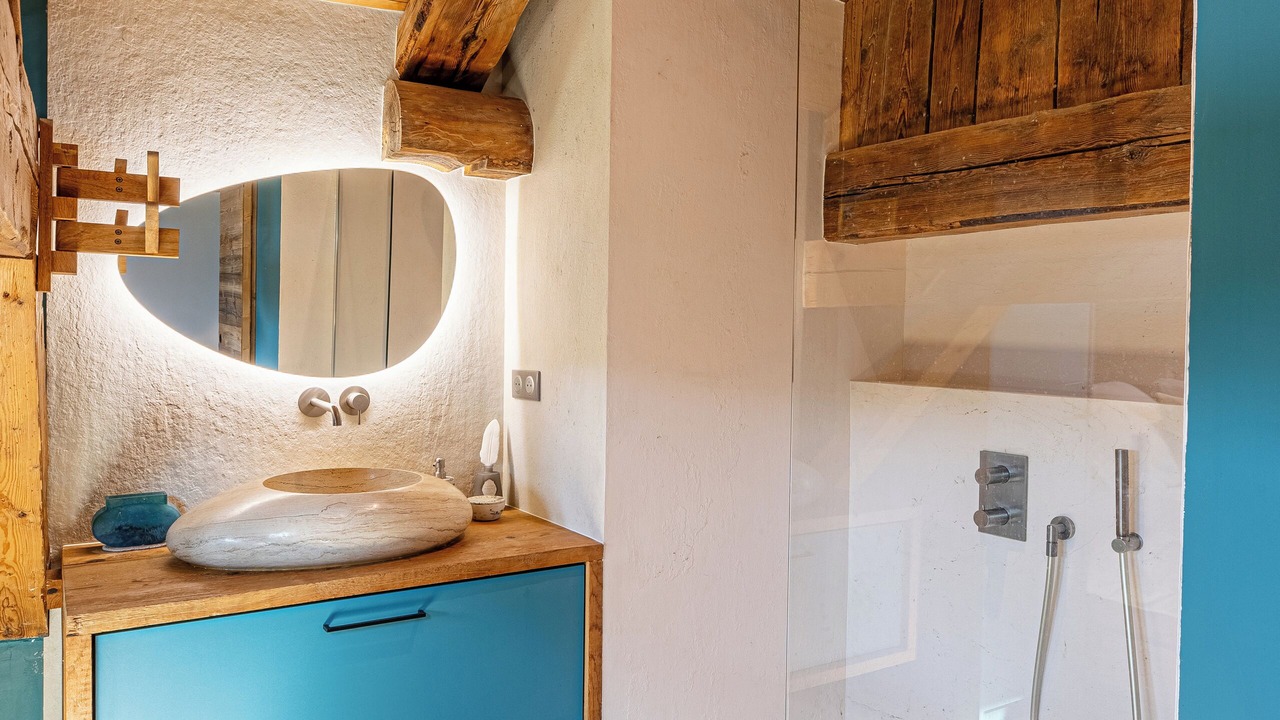 Photo of Bathroom in Saint-Nicolas-de-Veroce