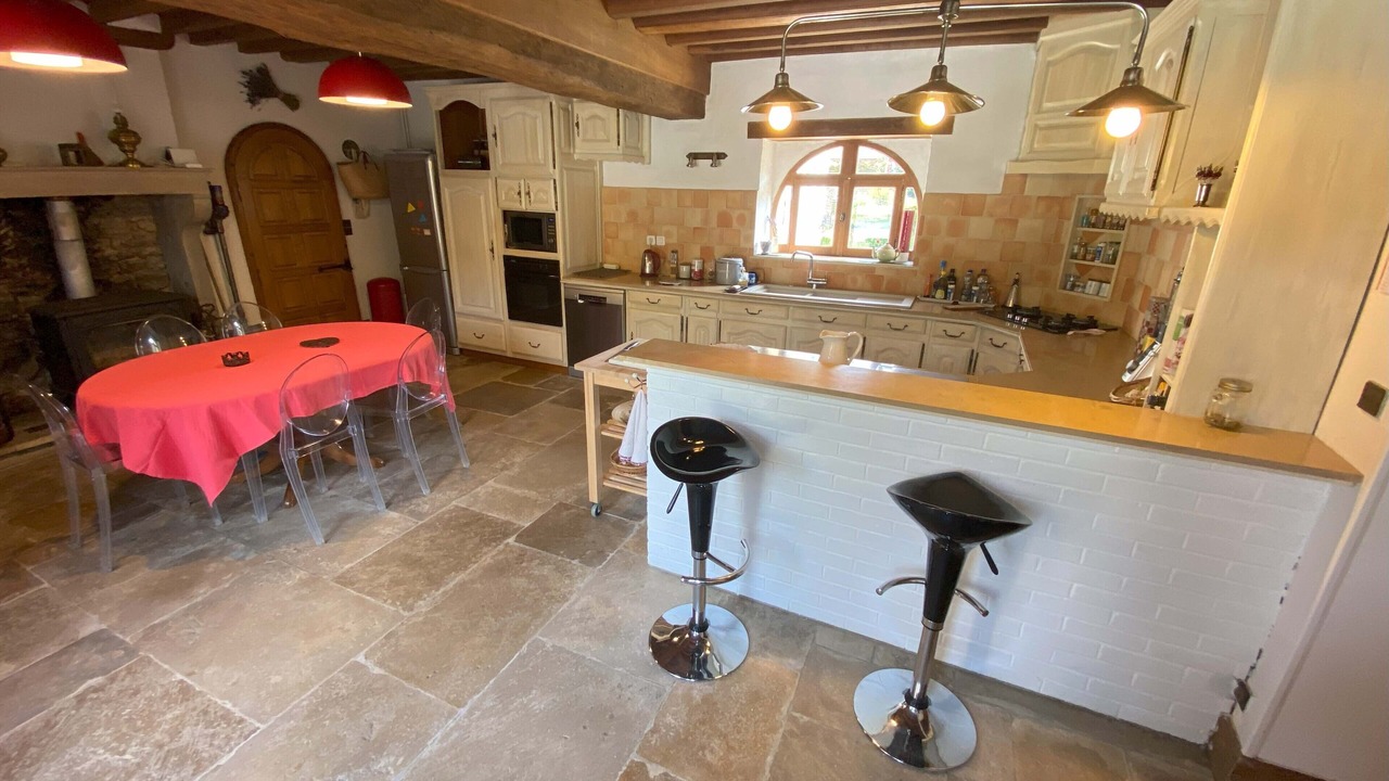 Photo of Kitchen in Vault-de-Lugny