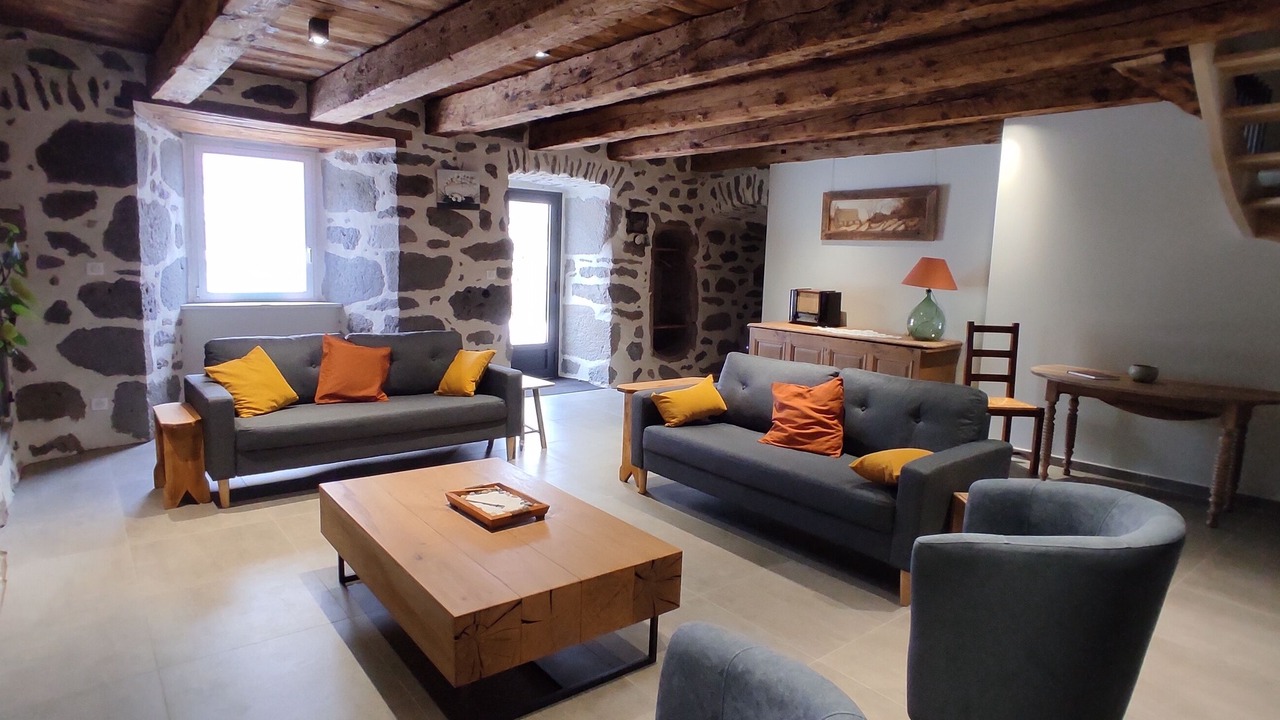Photo of Livingroom in Valuejols