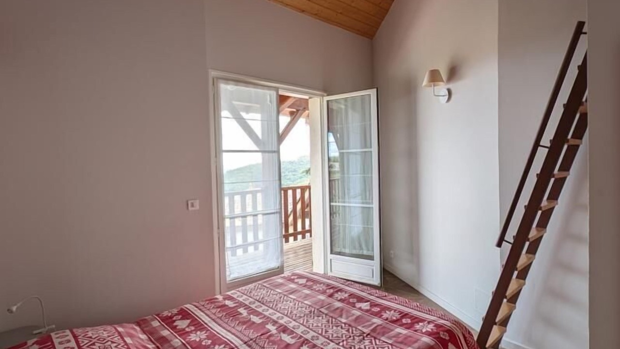 Photo of Bedroom in Quincie-en-Beaujolais