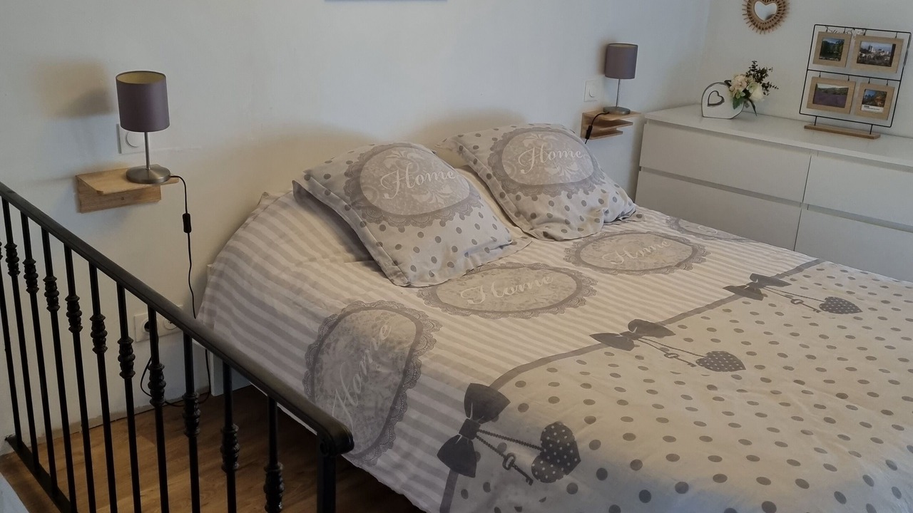 Photo of Bedroom in Mormoiron