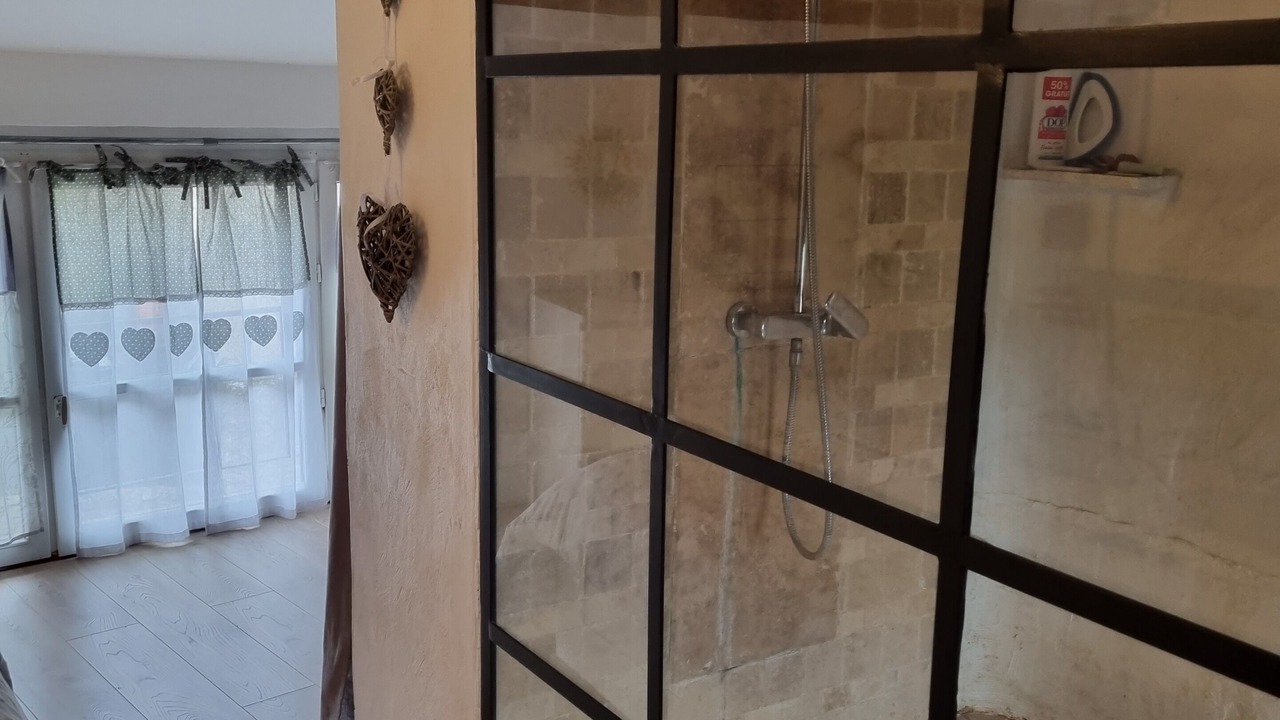 Photo of Bathroom in Mormoiron