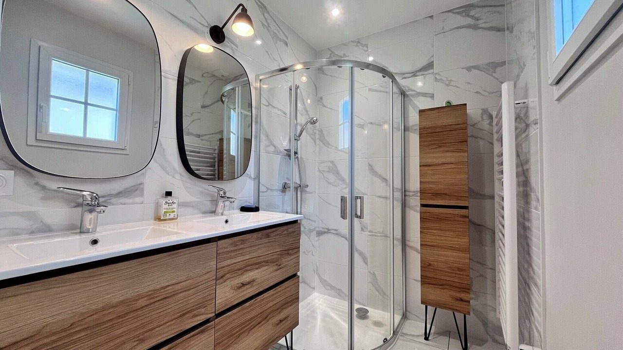 Photo of Bathroom in Tournon-sur-Rhone
